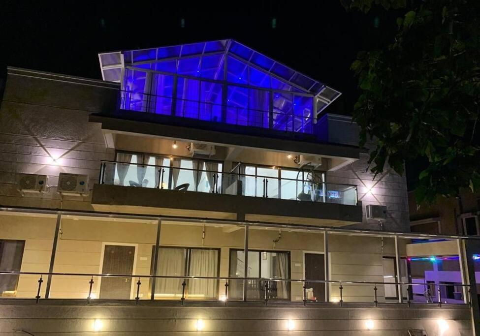 The Retreat-Glasshouse Bungalow إيغاتبوري المظهر الخارجي الصورة
