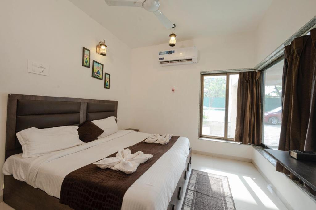 The Retreat-Glasshouse Bungalow إيغاتبوري المظهر الخارجي الصورة
